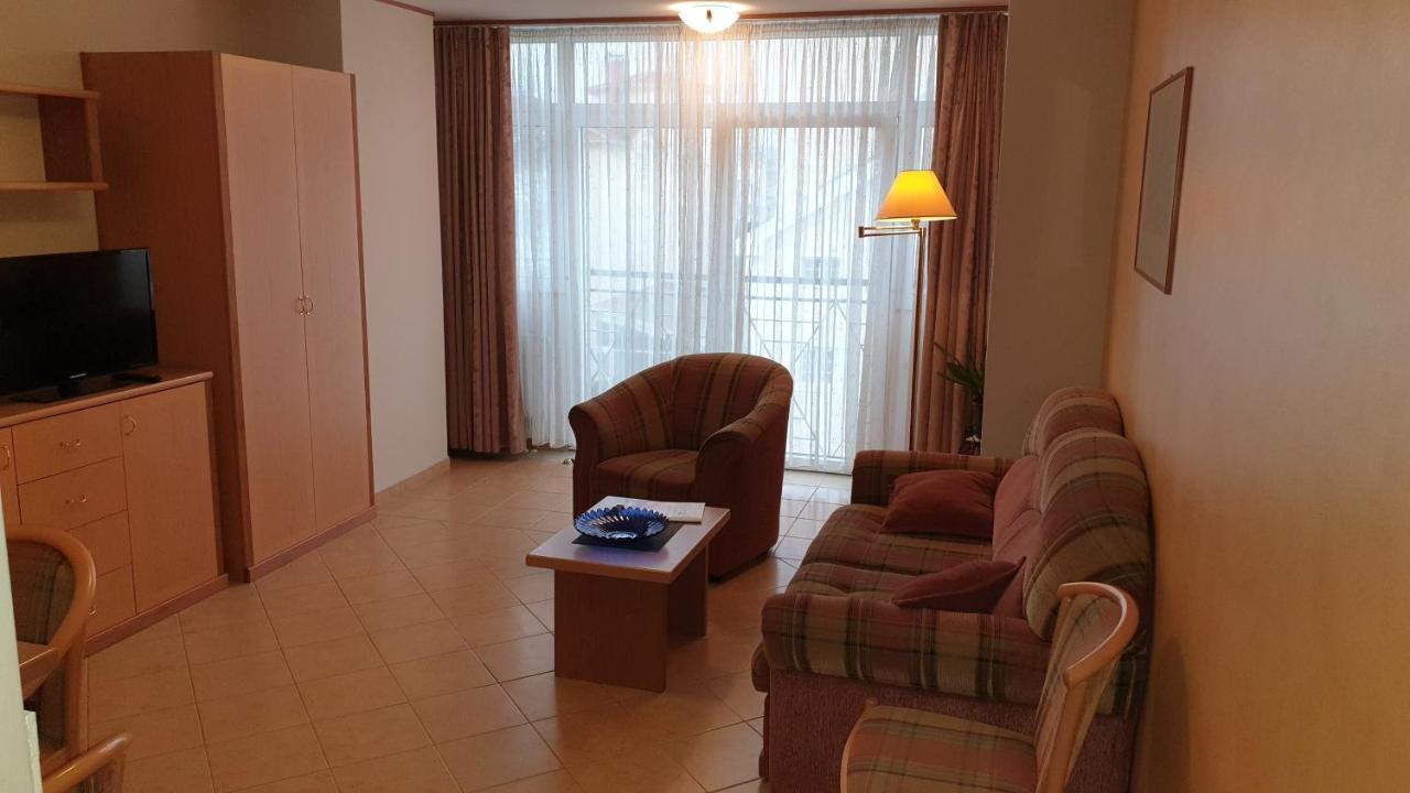 Aparthotel Rialto بينز المظهر الخارجي الصورة
